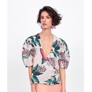 [SOLD] Zara tropical floral puff shoulder cross front top
